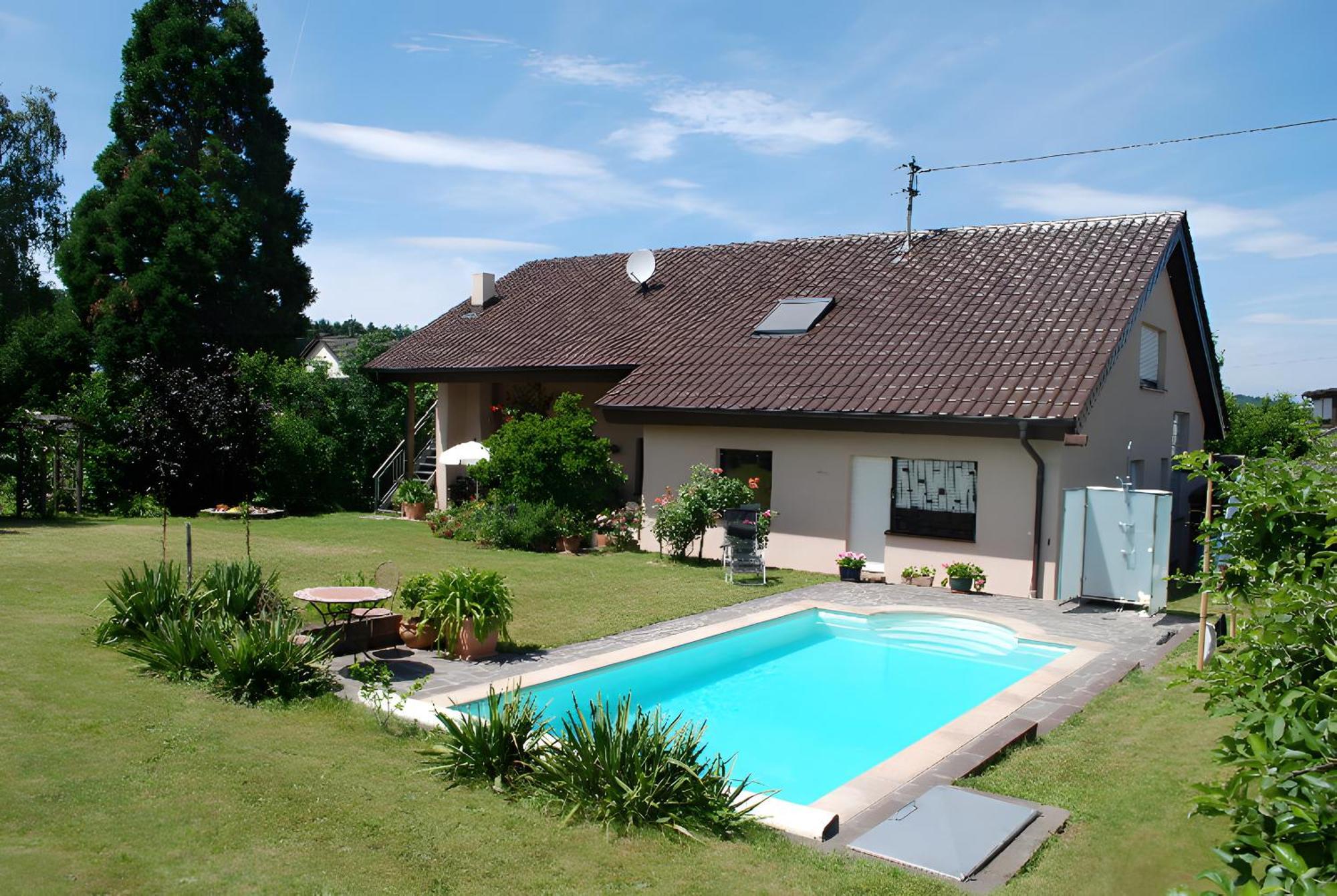 Ferienwohnung Mit Pool Straubenhardt Exterior photo